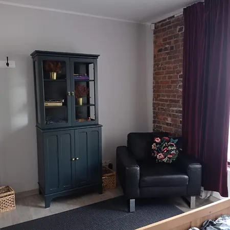 Urocze Mieszkanie 1 Z Parkingiem Apartamento