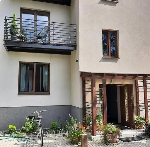 Urocze Mieszkanie 1 Z Parkingiem קטוביץ